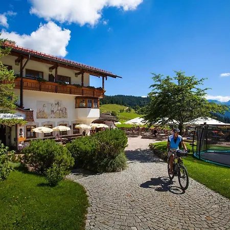 Hotel-Gasthof Nutzkaser-2